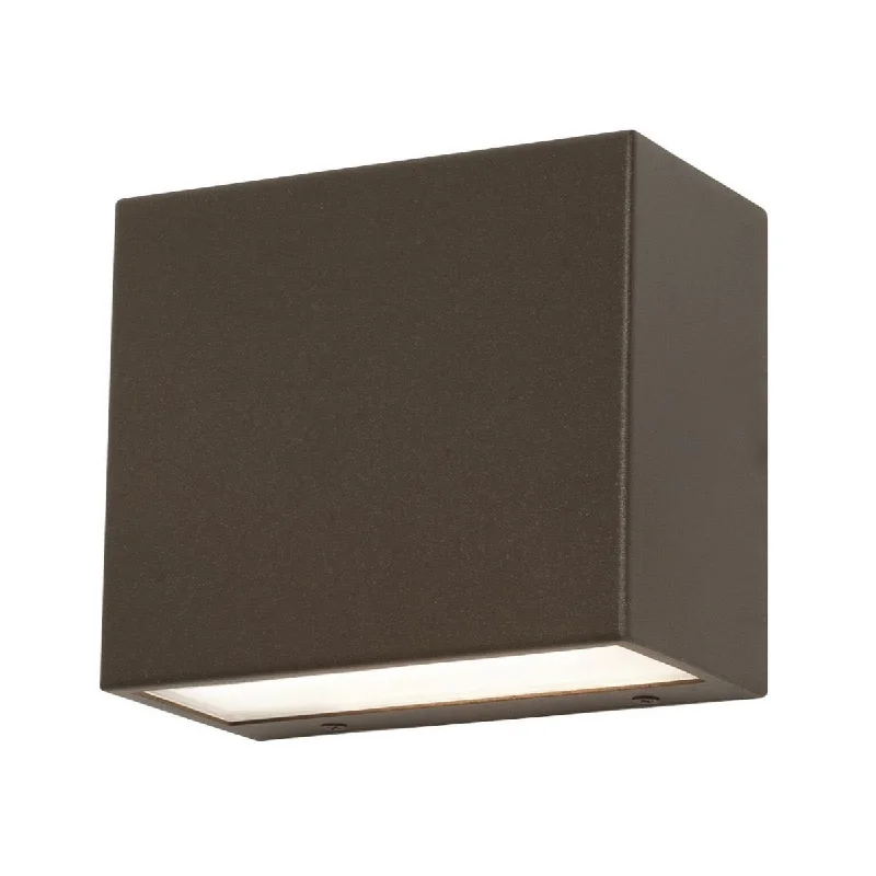 Industrial Lighting for Woodworking FactoriesDakota 5 in. LED Outdoor Wall Sconce 3000K Bronze Finish Industrial Lighting for Woodworking FactoriesDakota 5 in. LED Outdoor Wall Sconce 3000K Bronze Finish
