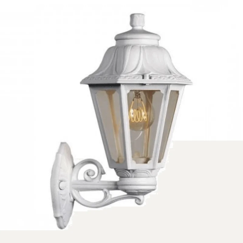 Track lighting with swivel heads for precise aimingBISSO / ANNA White