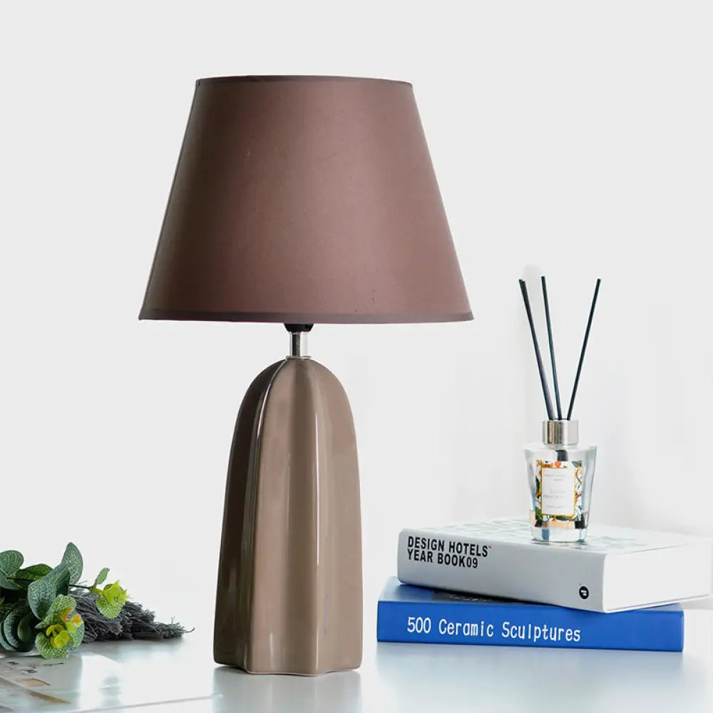 fabric table lamps with a linen shade for a relaxed and breathable lookfabric table lamps with a linen shade for a relaxed and breathable lookJuliette - Beige/Brown Table Lamp fabric table lamps with a linen shade for a relaxed and breathable lookfabric table lamps with a linen shade for a relaxed and breathable lookJuliette - Beige/Brown Table Lamp