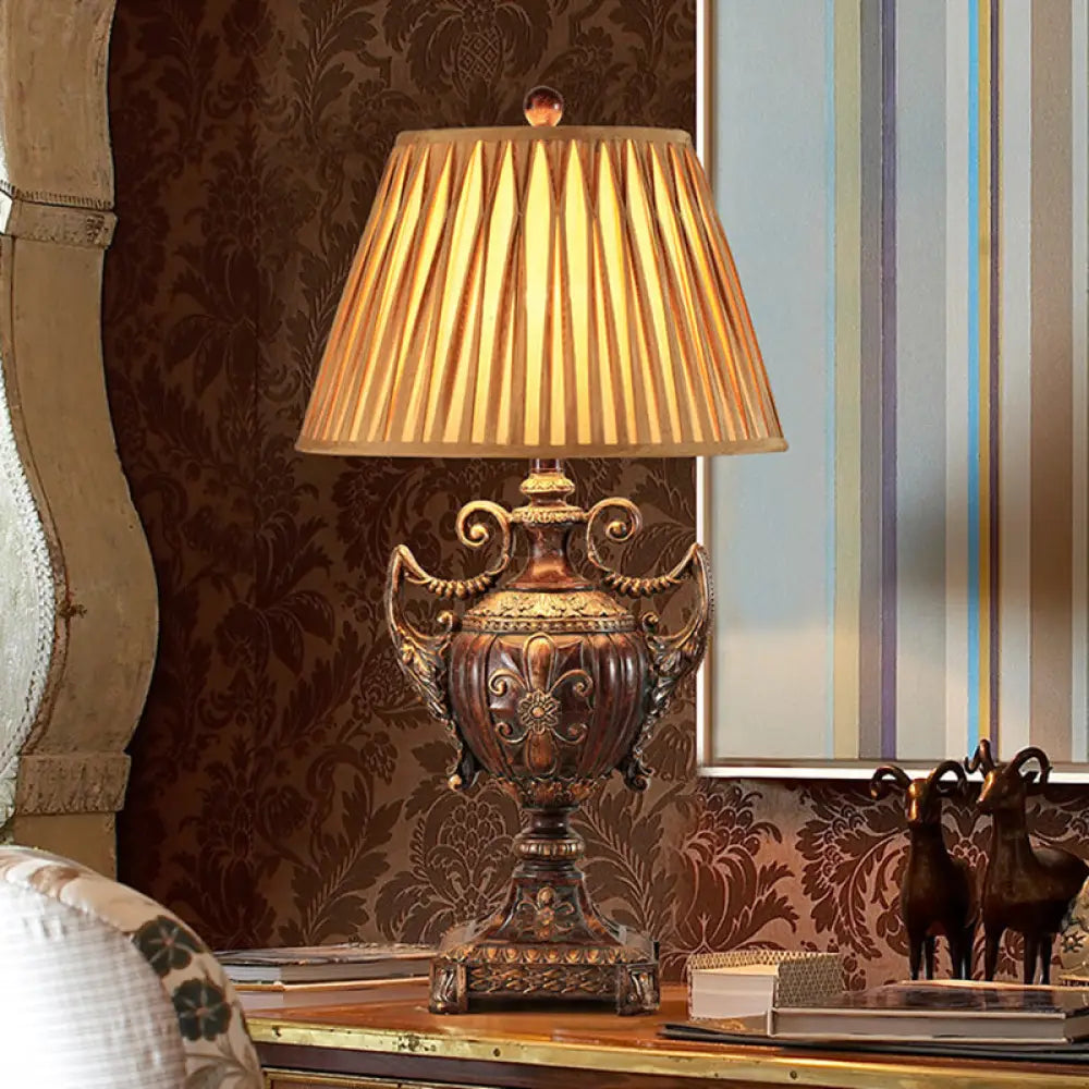 glass table lamps with a frosted surface for soft light diffusionglass table lamps with a frosted surface for soft light diffusionFederica - Traditional Table Lamp glass table lamps with a frosted surface for soft light diffusionglass table lamps with a frosted surface for soft light diffusionFederica - Traditional Table Lamp